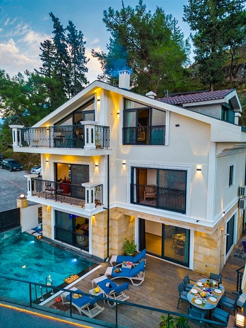 3+1 villa in Fethiye - Antalya area