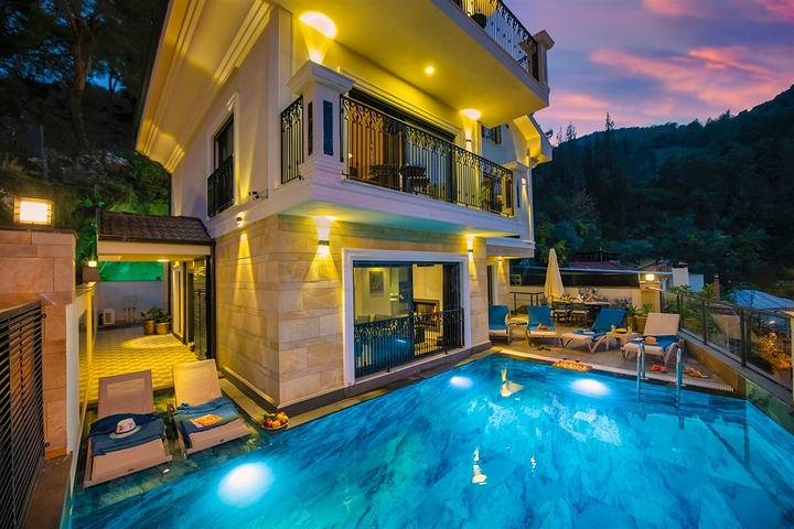 3+1 villa in Fethiye - Antalya area