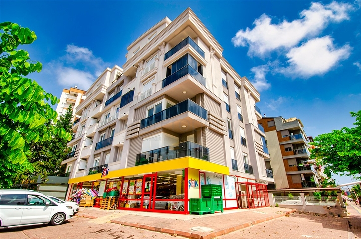 A 3+1 apartment in the Persimmon - Antalya neighborhood