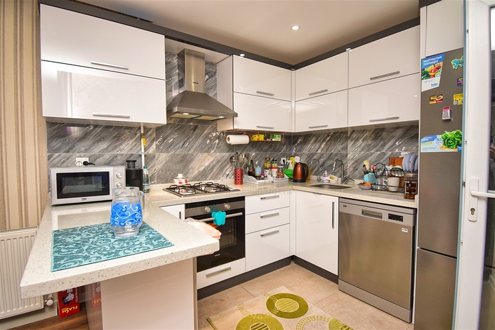 A 3+1 apartment in the Persimmon - Antalya neighborhood