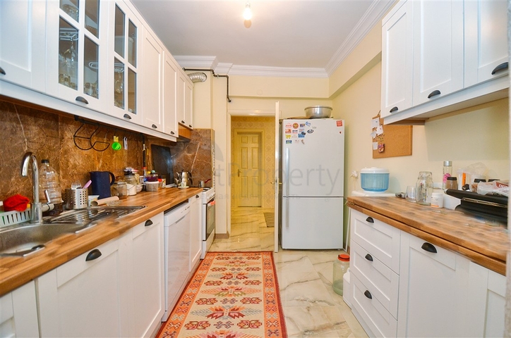 A 3+1 apartment in the Guzeloba - Antalya neighborhood 