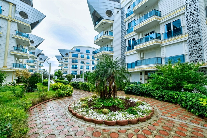 2+1 apartments in the Persimmon - Antalya neighborhood 