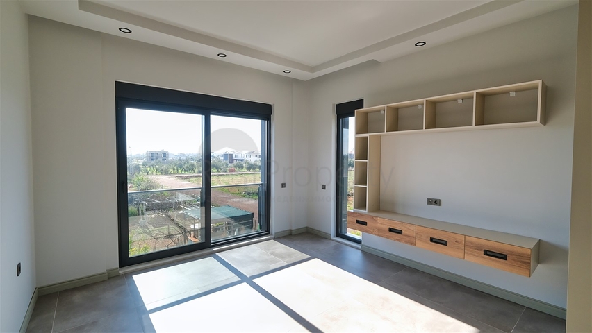 5+1 villa in Doshemealti - Antalya area 