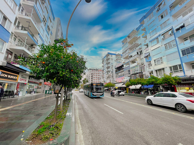 3+1 apartment in Altyndag - Antalya neighborhood 