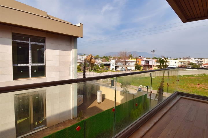 4+1 villa in Doshemealti - Antalya area