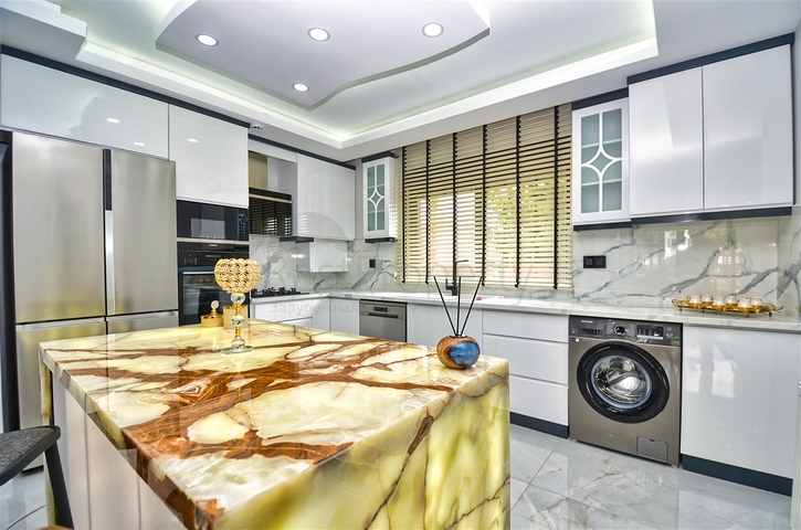 4+1 villas in Kemer - Antalya area