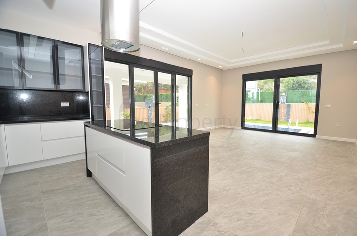 4+2 and 9+3 floor plan villas in Kemer - Antalya area