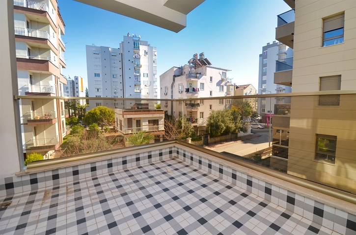 Apartment 2 + 1 in the center of Antalya