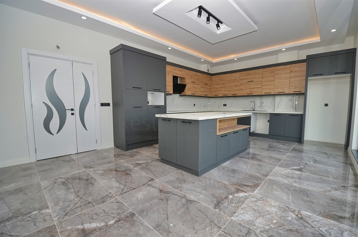 Villa layout 7+2 in the area of Doshemealti - Antalya