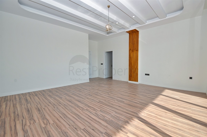 Villa layout 7+2 in the area of Doshemealti - Antalya