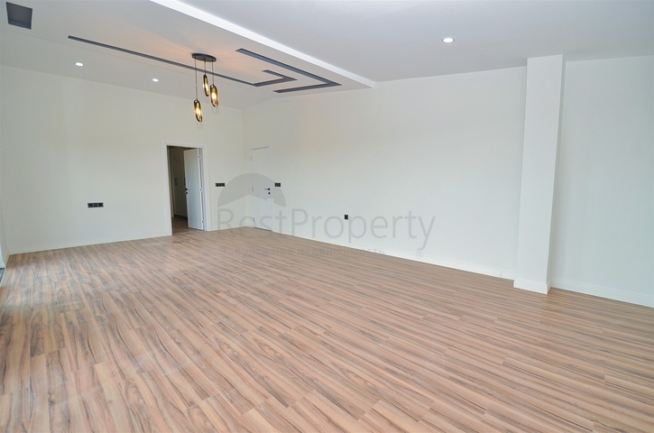 Villa layout 7+2 in the area of Doshemealti - Antalya