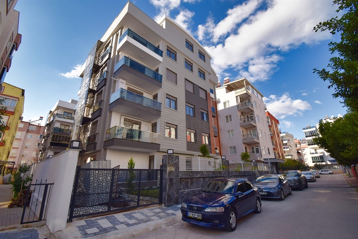 A 5+1 duplex apartment in the Yenigyun - Antalya neighborhood