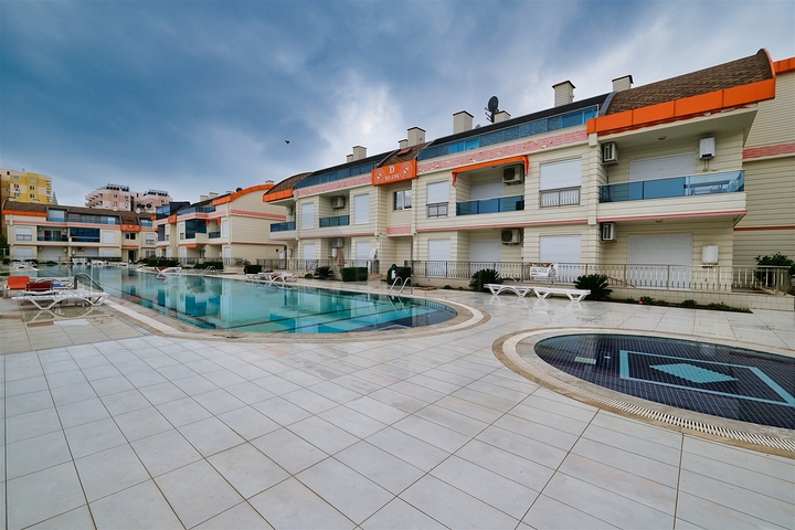 1+1 apartment in the Kundu - Antalya neighborhood 