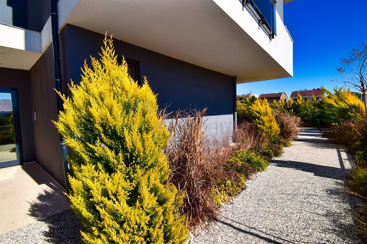 A 3+1 apartment in the Guzeloba - Antalya neighborhood