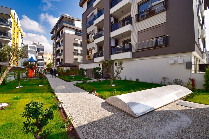 4+1 apartments in the Kyzyltoprak - Antalya microdistrict 
