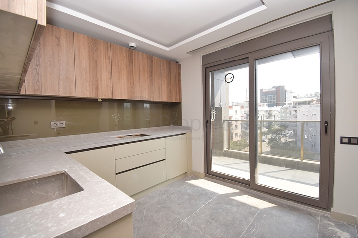 4+1 apartments in the Kyzyltoprak - Antalya microdistrict 