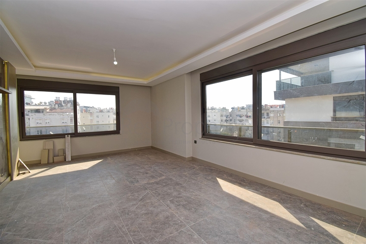 4+1 apartments in the Kyzyltoprak - Antalya microdistrict 