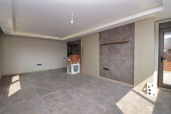 4+1 apartments in the Kyzyltoprak - Antalya microdistrict 