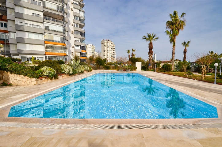 4+1 apartment in Caglayan - Antalya neighborhood 