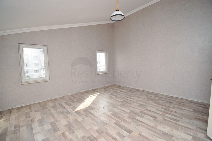 A 4+1 apartment in the Liman - Antalya neighborhood 