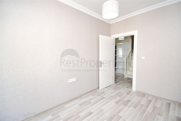 A 4+1 apartment in the Liman - Antalya neighborhood 