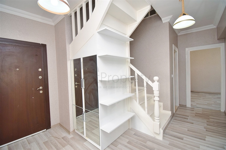 A 4+1 apartment in the Liman - Antalya neighborhood 