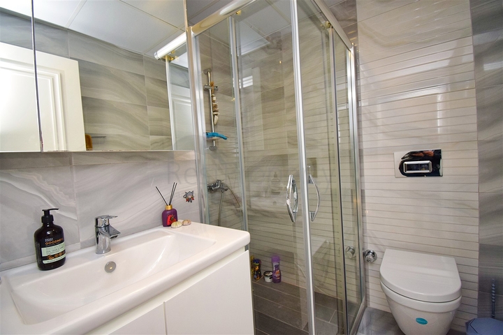 A 3+1 apartment in the Genchlik - Antalya neighborhood 