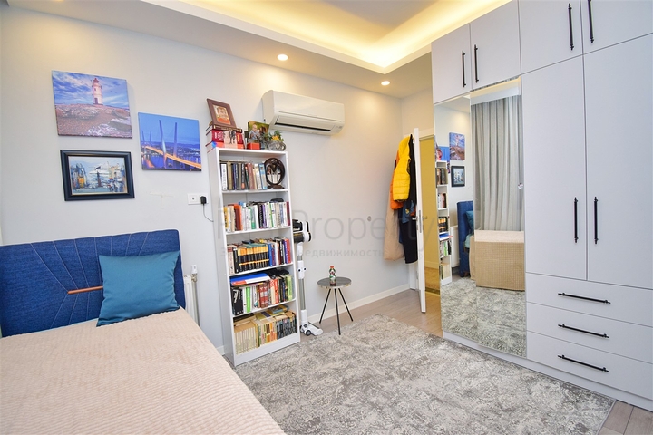 A 3+1 apartment in the Genchlik - Antalya neighborhood 