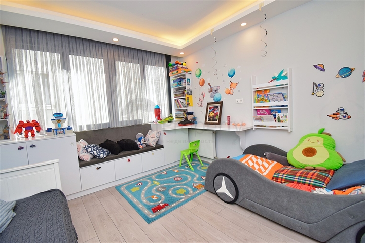 A 3+1 apartment in the Genchlik - Antalya neighborhood 