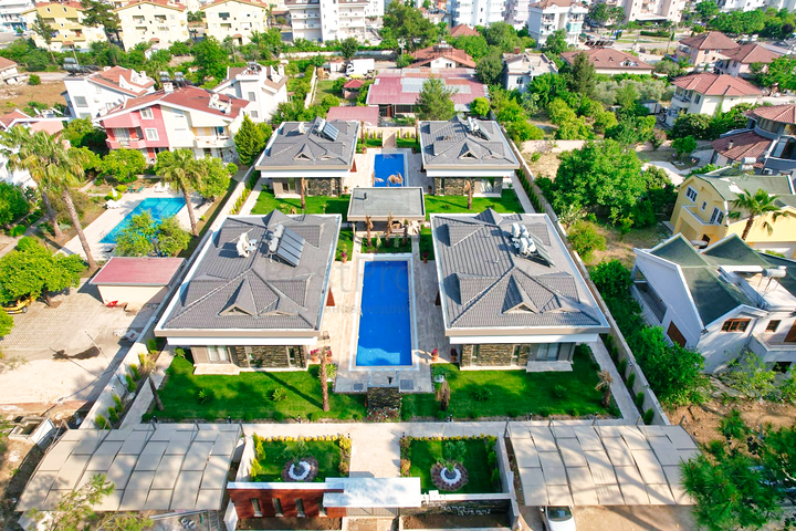 4+1 villa in Aslanbujak - Antalya neighborhood
