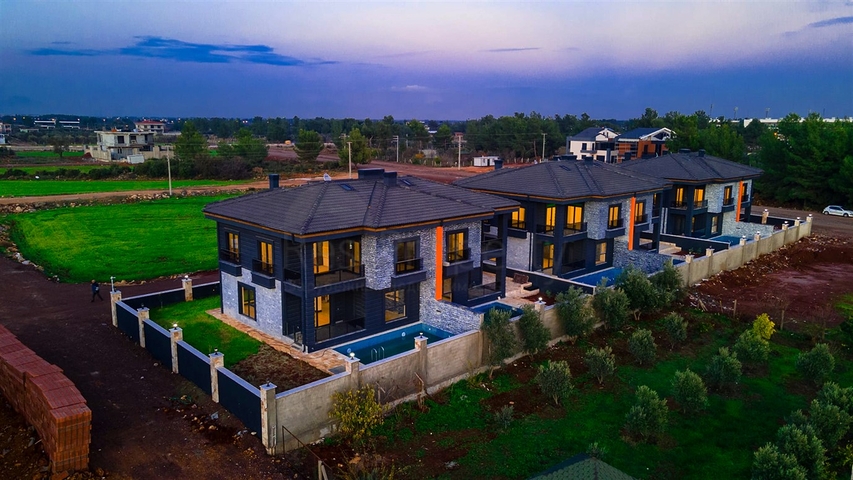 4+1 villas in Doshemealti - Antalya area 