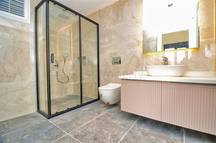 3+1 villas in the Guzeloba - Antalya neighborhood 