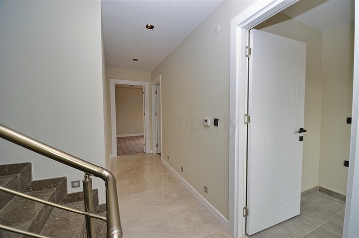 3+1 villas in the Guzeloba - Antalya neighborhood 