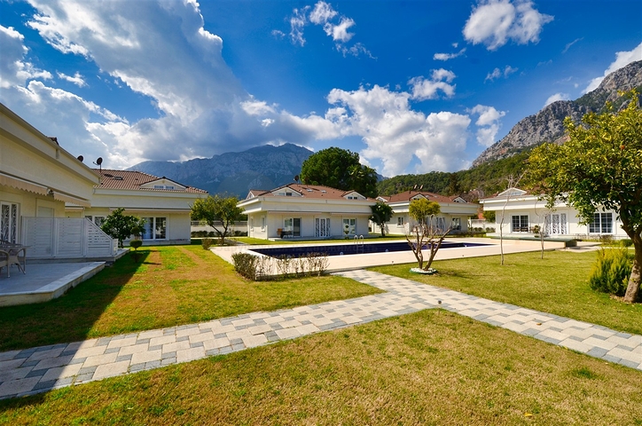 2+1 villas in Aslanbujak - Antalya residential area 