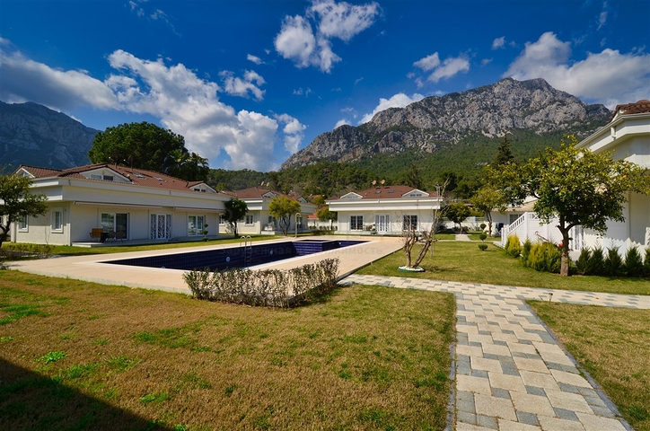 2+1 villas in Aslanbujak - Antalya residential area 