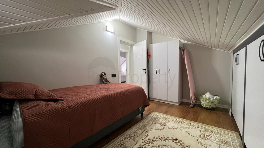 4+1 apartment in Aslanbujak - Antalya neighborhood 