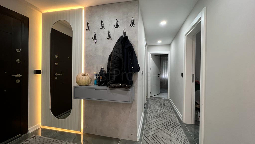 4+1 apartment in Aslanbujak - Antalya neighborhood 