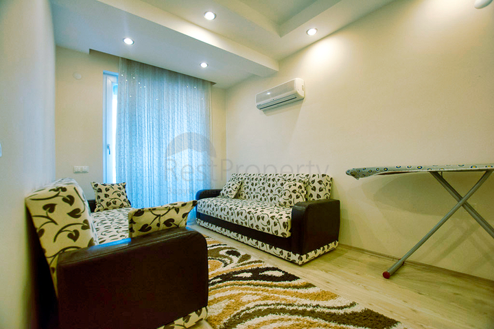 2+1 apartments in the Guzeloba - Antalya neighborhood 