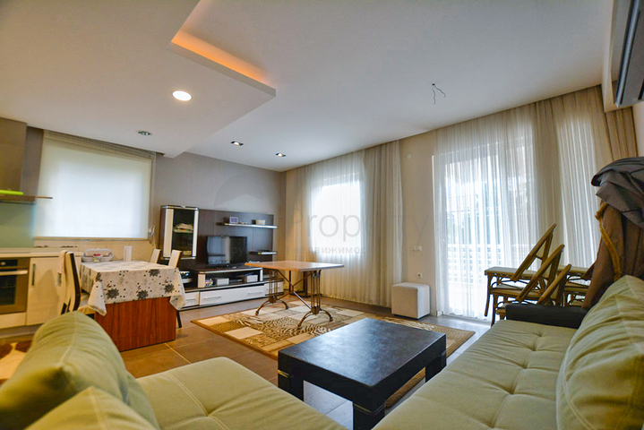 2+1 apartments in the Guzeloba - Antalya neighborhood 