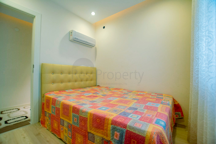 2+1 apartments in the Guzeloba - Antalya neighborhood 