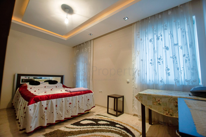 2+1 apartments in the Guzeloba - Antalya neighborhood 