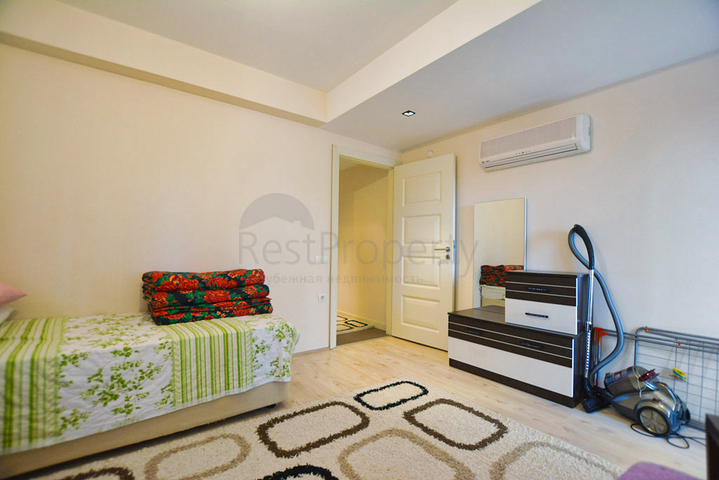 2+1 apartments in the Guzeloba - Antalya neighborhood 