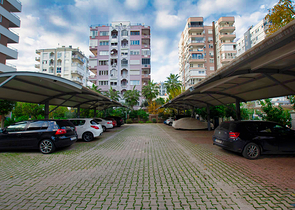2+1 apartments in the Guzeloba - Antalya neighborhood 