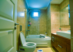 2+1 apartments in the Guzeloba - Antalya neighborhood 