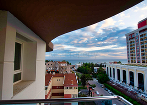 2+1 apartments in the Guzeloba - Antalya neighborhood 