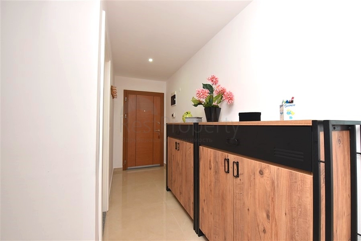 Apartment 2+1 in a residential complex with hotel infrastructure.