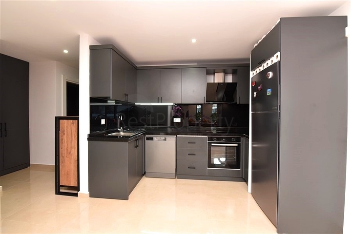 Apartment 2+1 in a residential complex with hotel infrastructure.