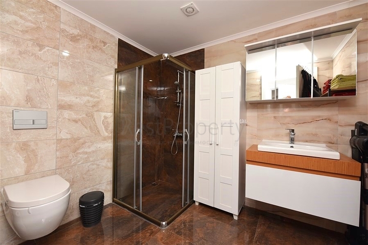 Apartment 2+1 in a residential complex with hotel infrastructure.