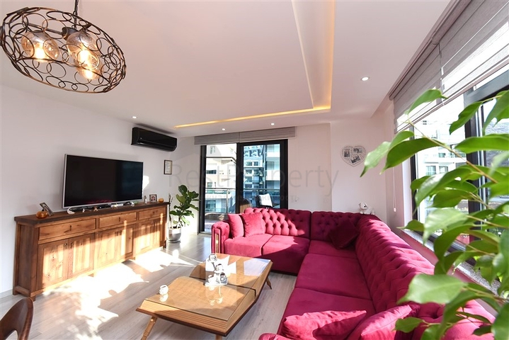 Apartment 2+1 in a residential complex with hotel infrastructure.