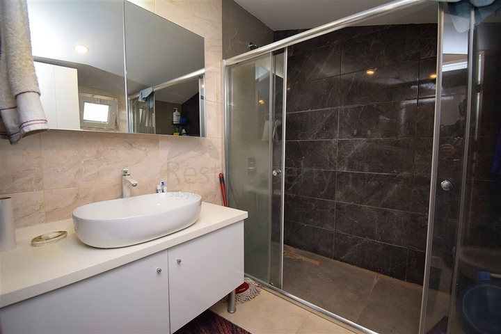 A 3+1 apartment in the Guzeloba - Antalya neighborhood 